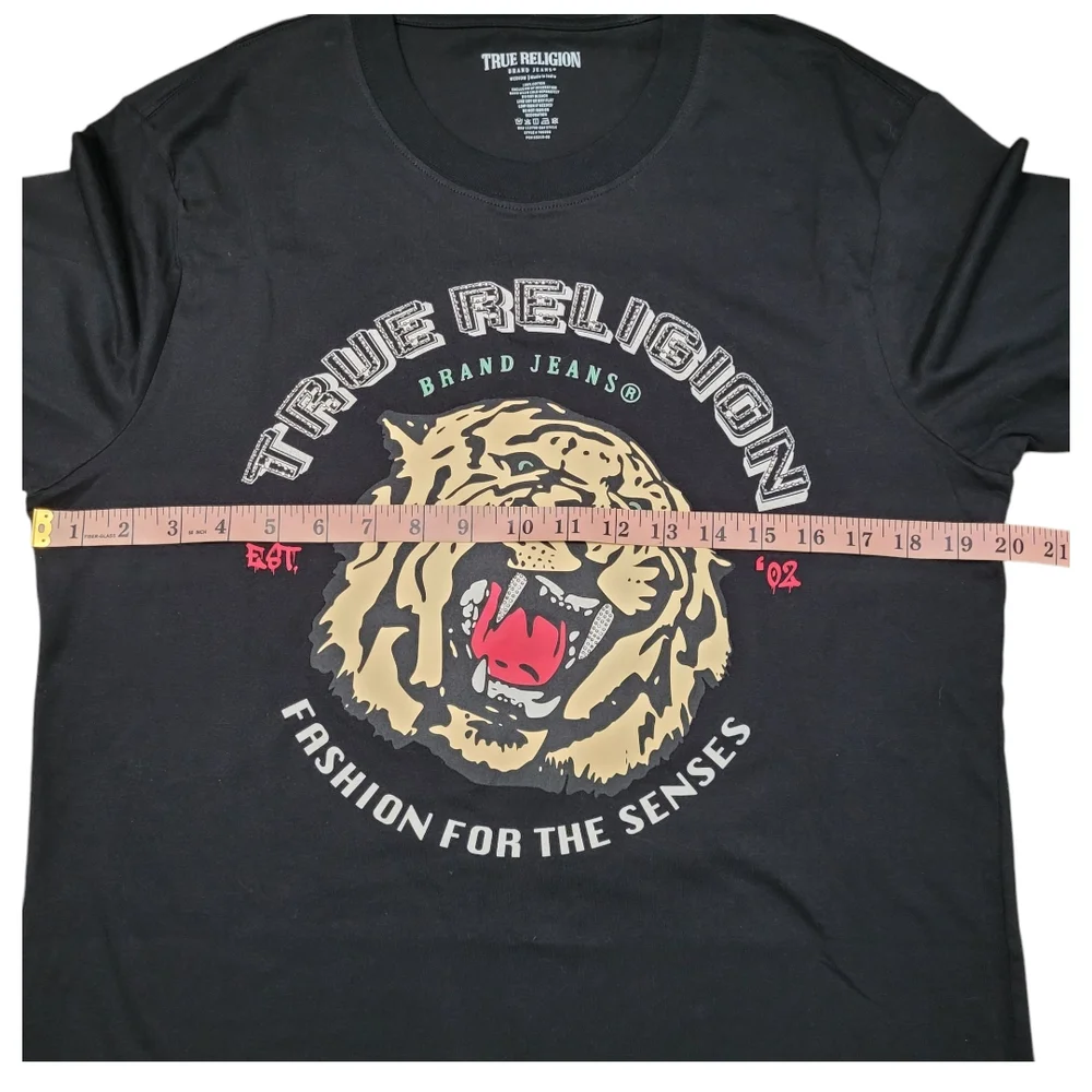 NEW True Religion Black Crew Neck Tee Shirt Tiger Bling Graphic Size M
